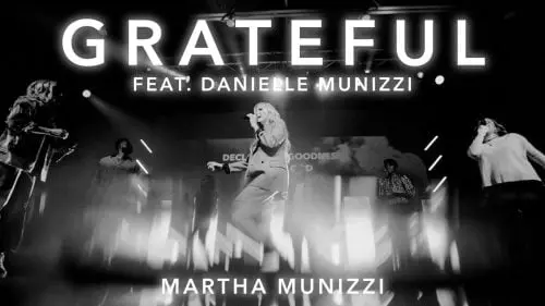 Grateful by Danielle Munizzi 