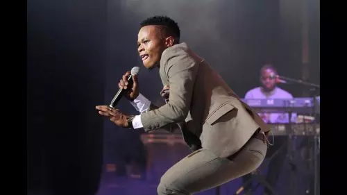 Ayanda Ntanzi – Ngena