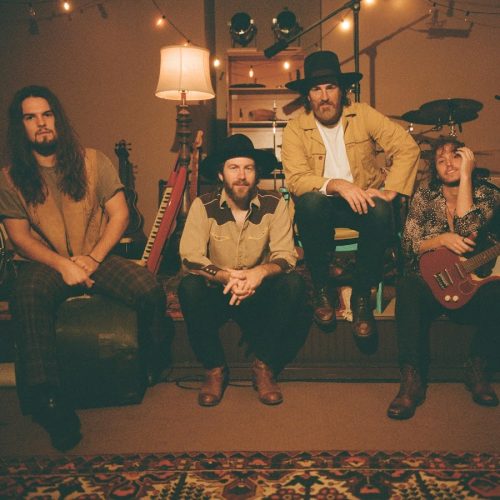 We The Kingdom – Don'T Let The Darkness