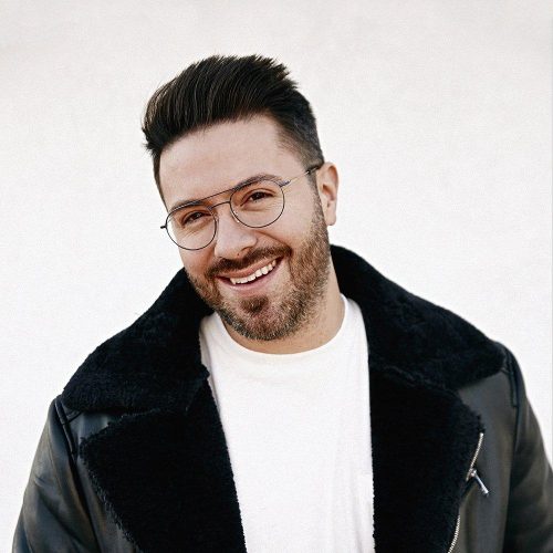 Danny Gokey – The Moment The Whole World Changed