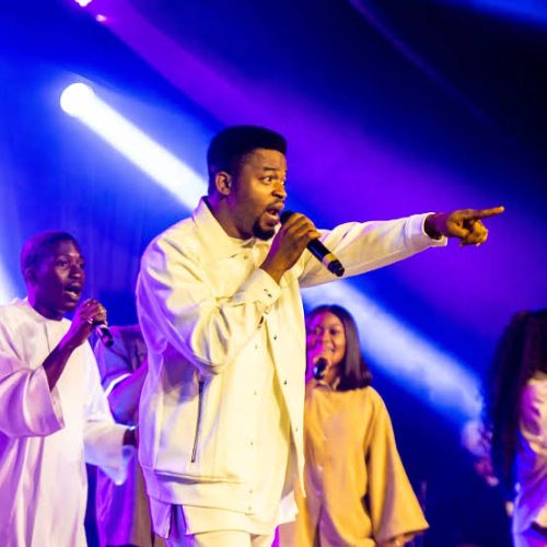 Shola Adebayo – Yahweh Praise Medley