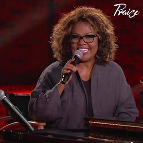 CeCe Winans – Lean On Me