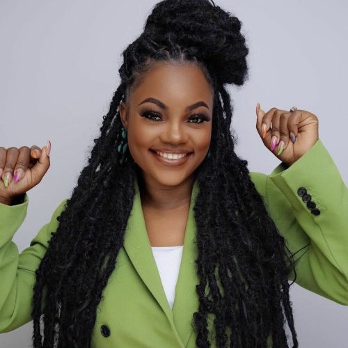 Deborah Lukalu – Machozi ft Leance kishala, Eunice Beys, Aimee Frederique, Elsia Mwadi, Gabriel M & kev B
